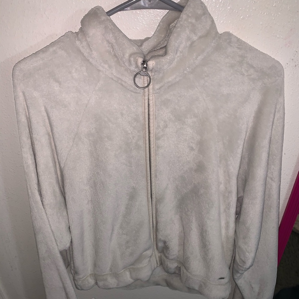 Hollister Long Sleeve Sweater